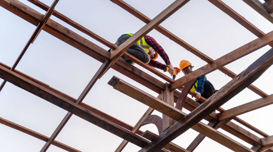 Professional residential roofers in Polk City, IA